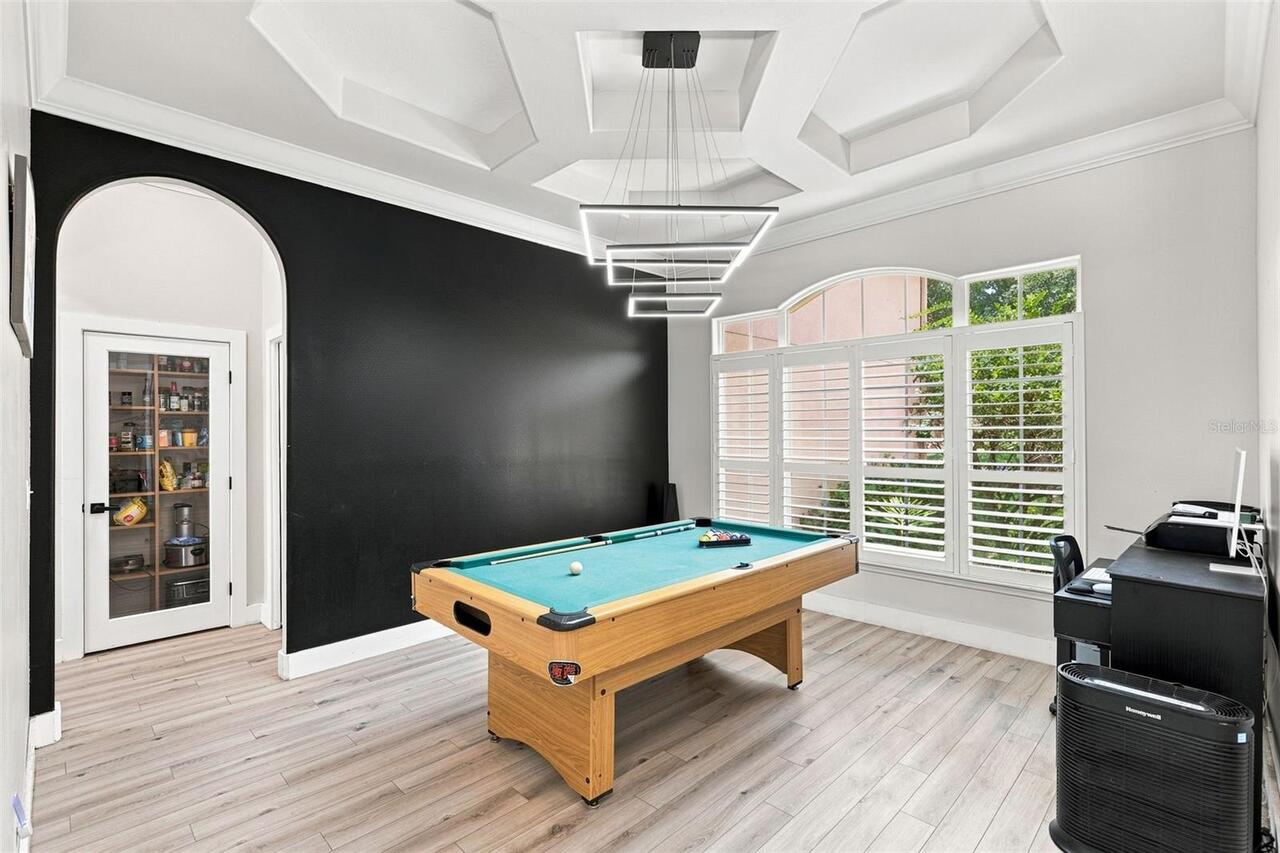 Listing Photo 18