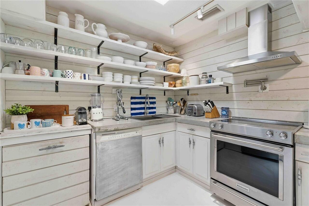Listing Photo 18
