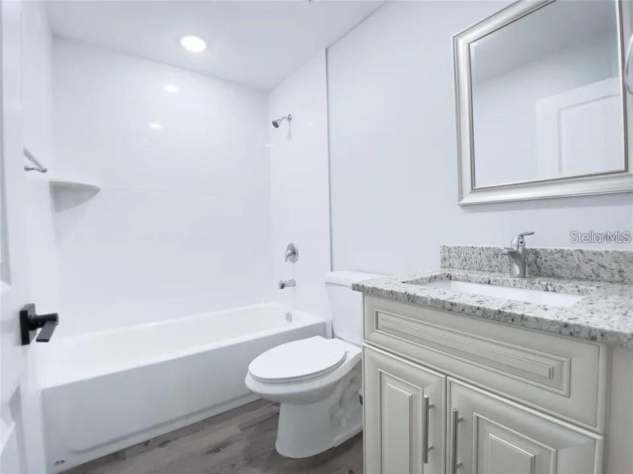 Listing Photo 6
