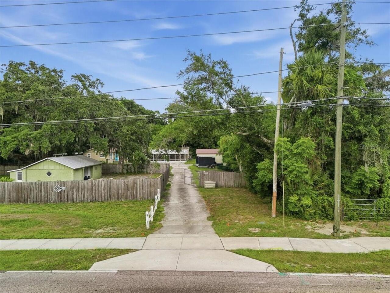 Listing Photo 16
