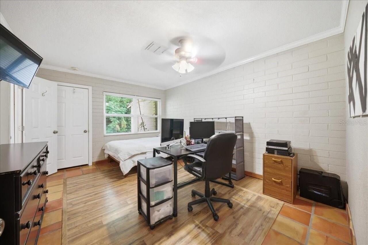 Listing Photo 37