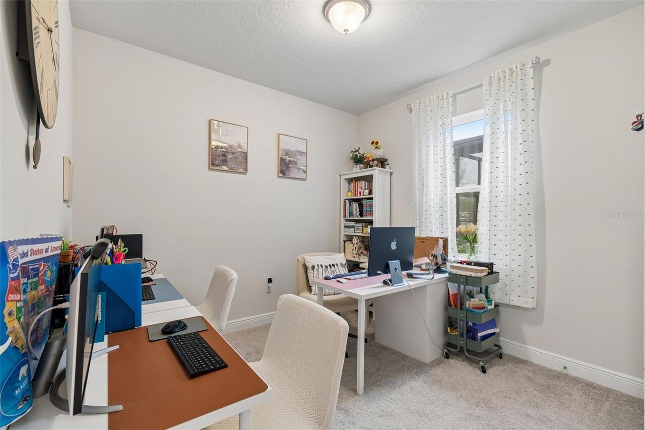 Listing Photo 11