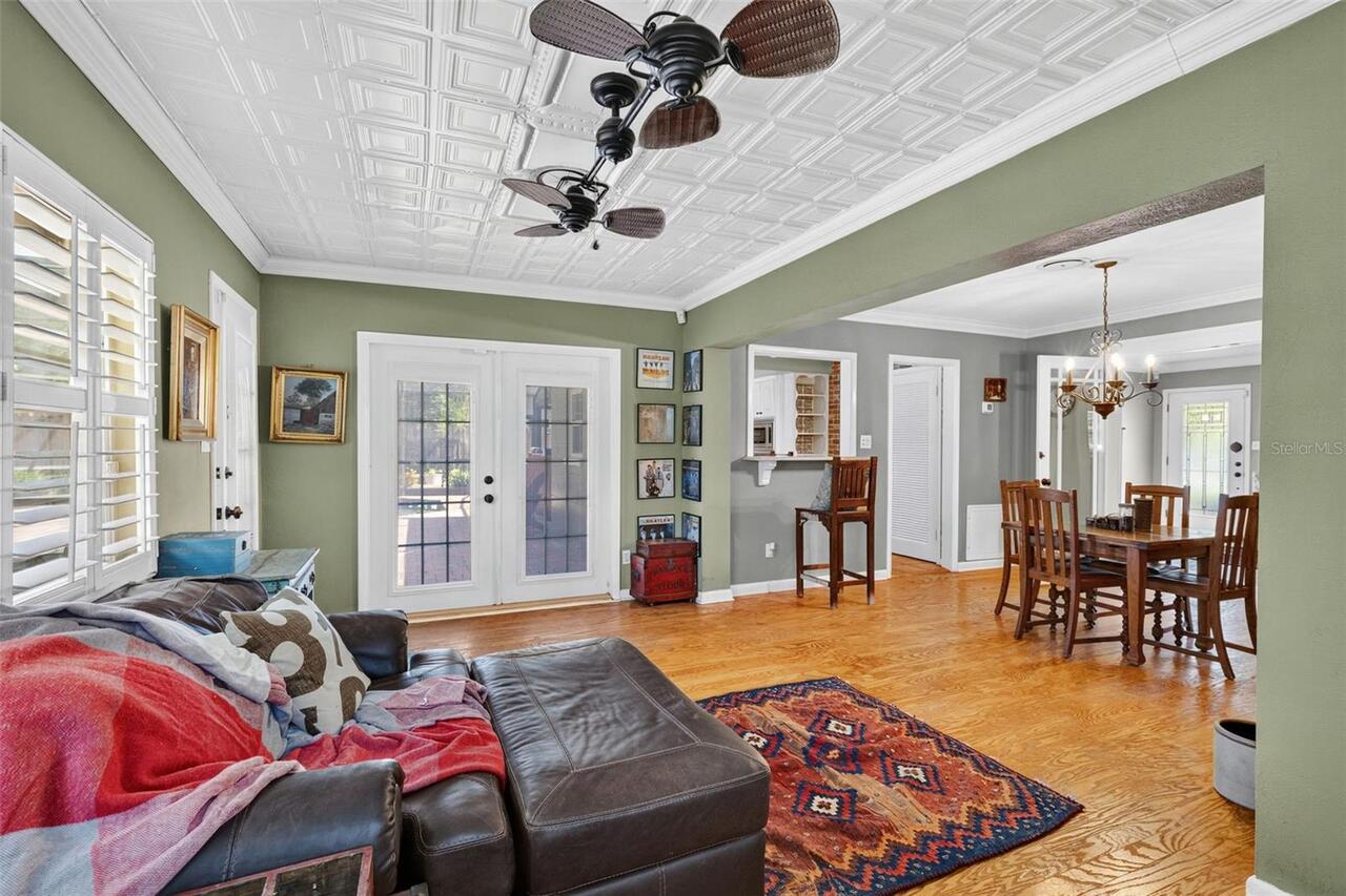 Listing Photo 9