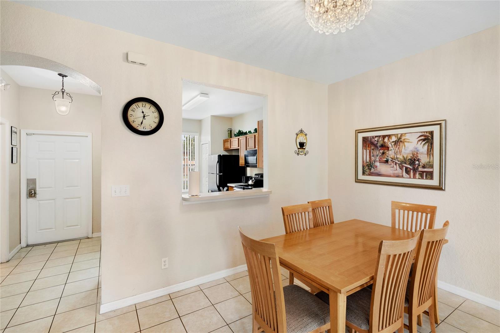 Listing Photo 8