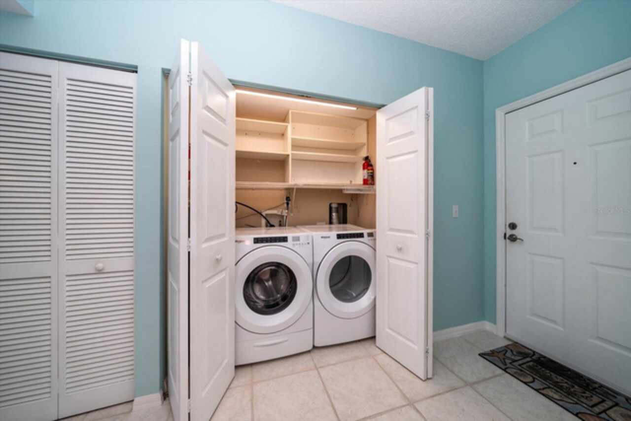 Listing Photo 8