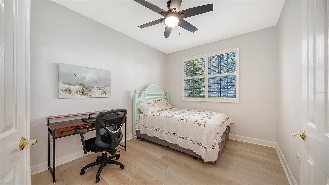 Listing Photo 14