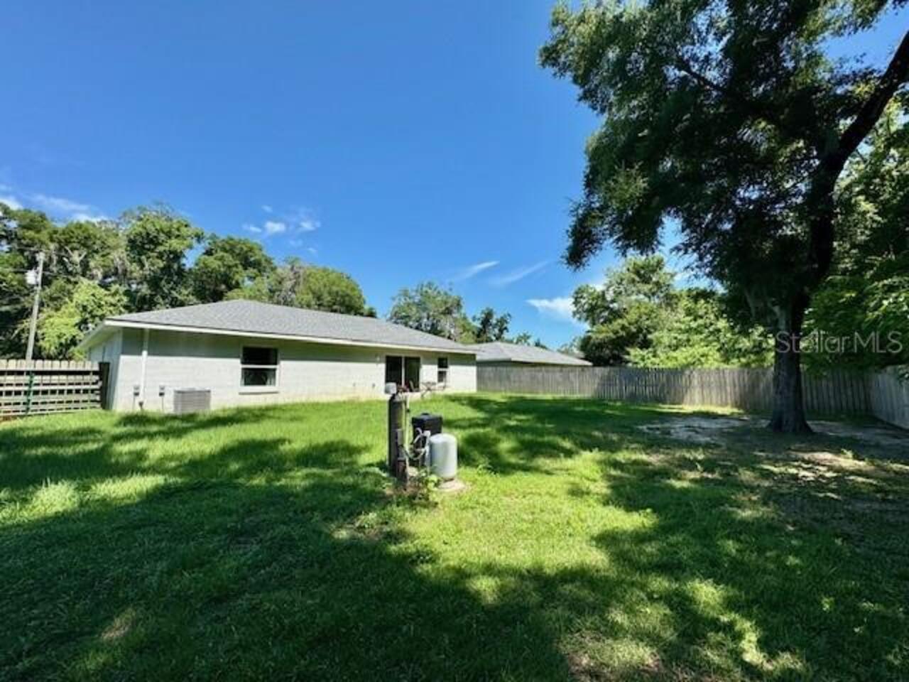 Listing Photo 8