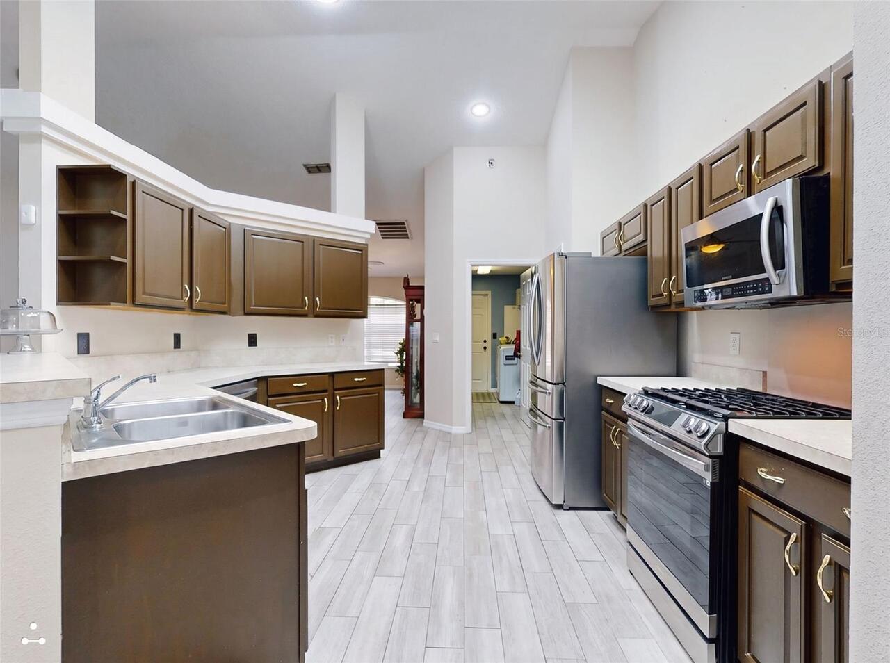 Listing Photo 18