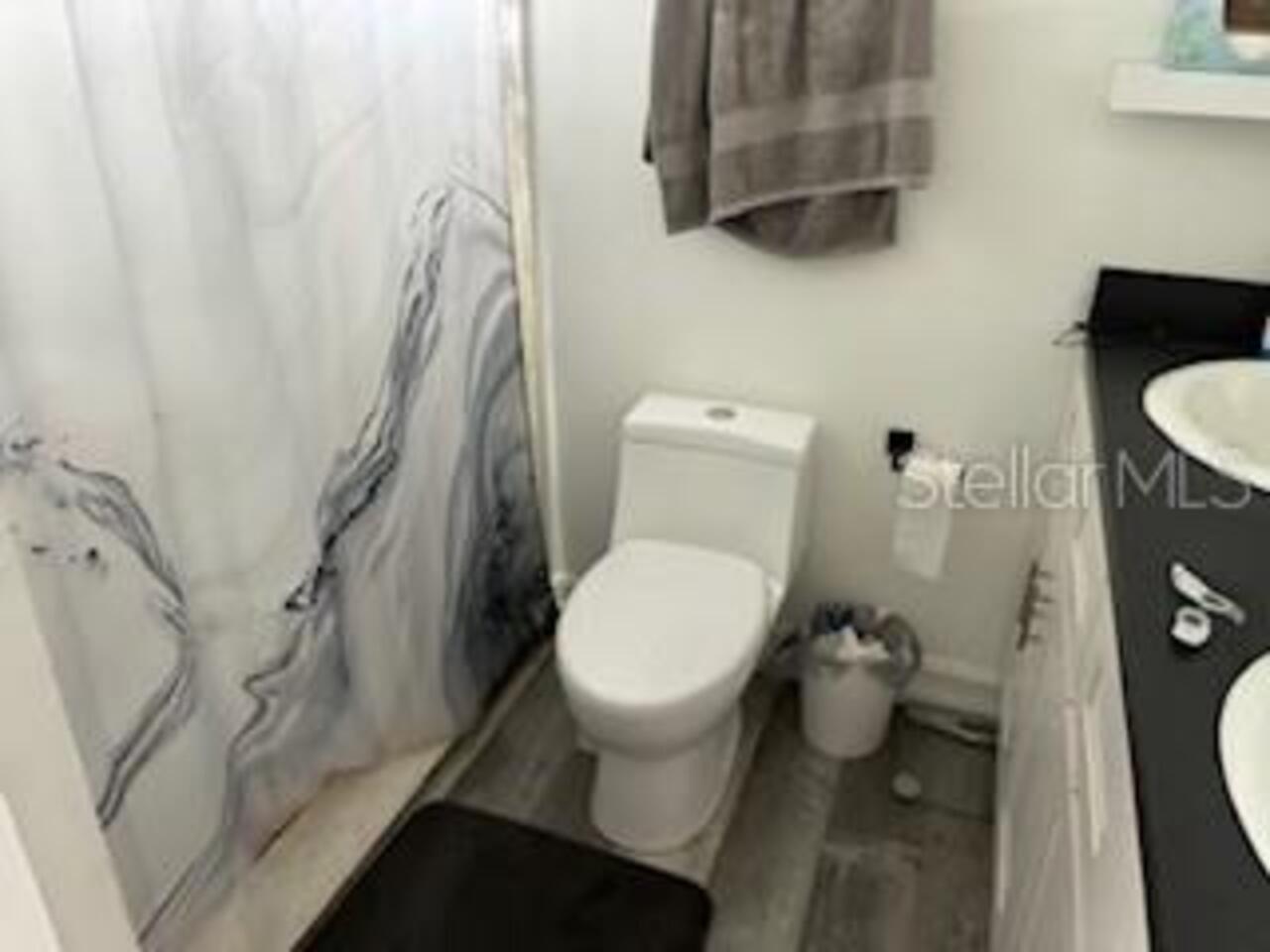 Listing Photo 8