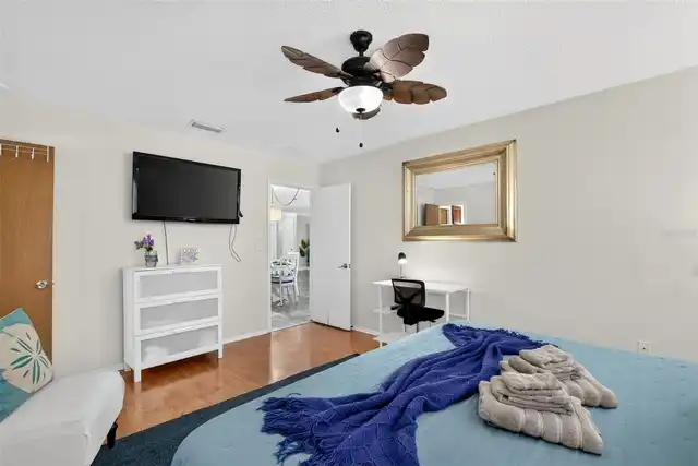 Listing Photo 26