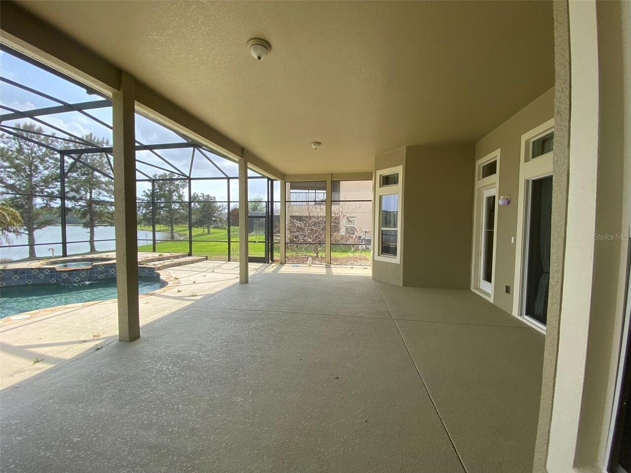Listing Photo 10