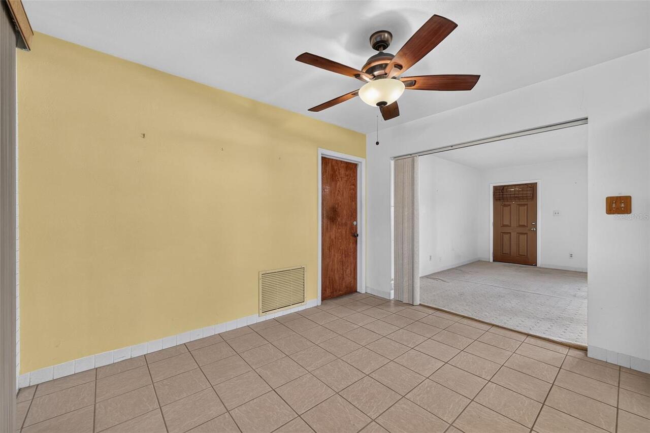 Listing Photo 8