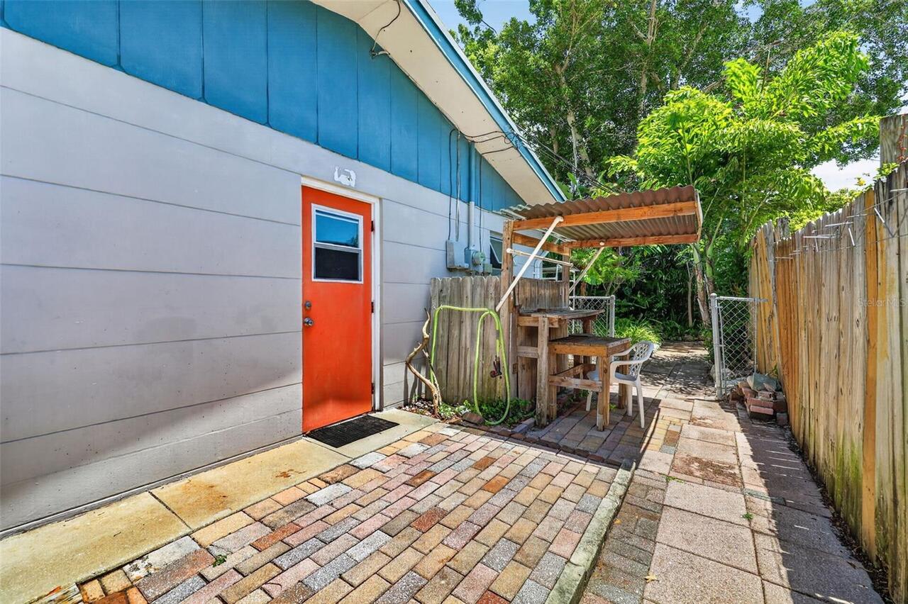 Listing Photo 17