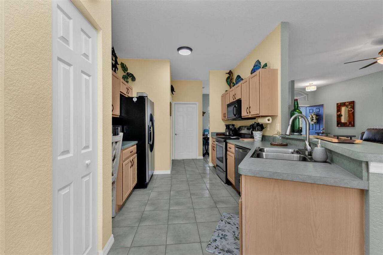 Listing Photo 10