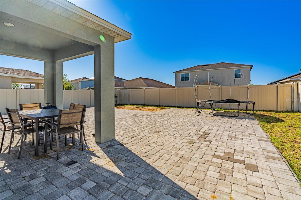 Listing Photo 14