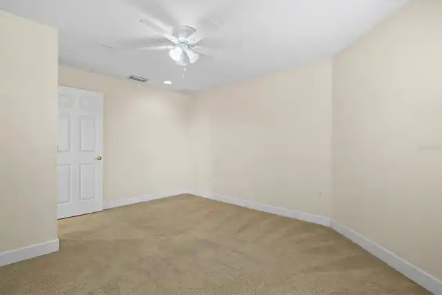 Listing Photo 33