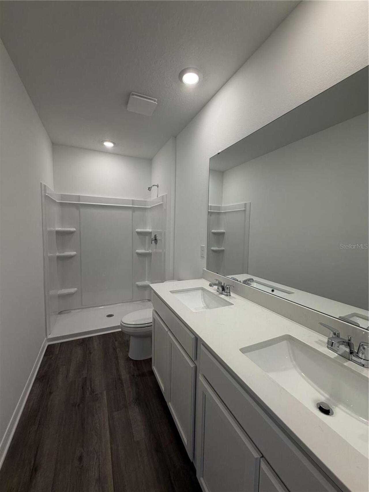 Listing Photo 6
