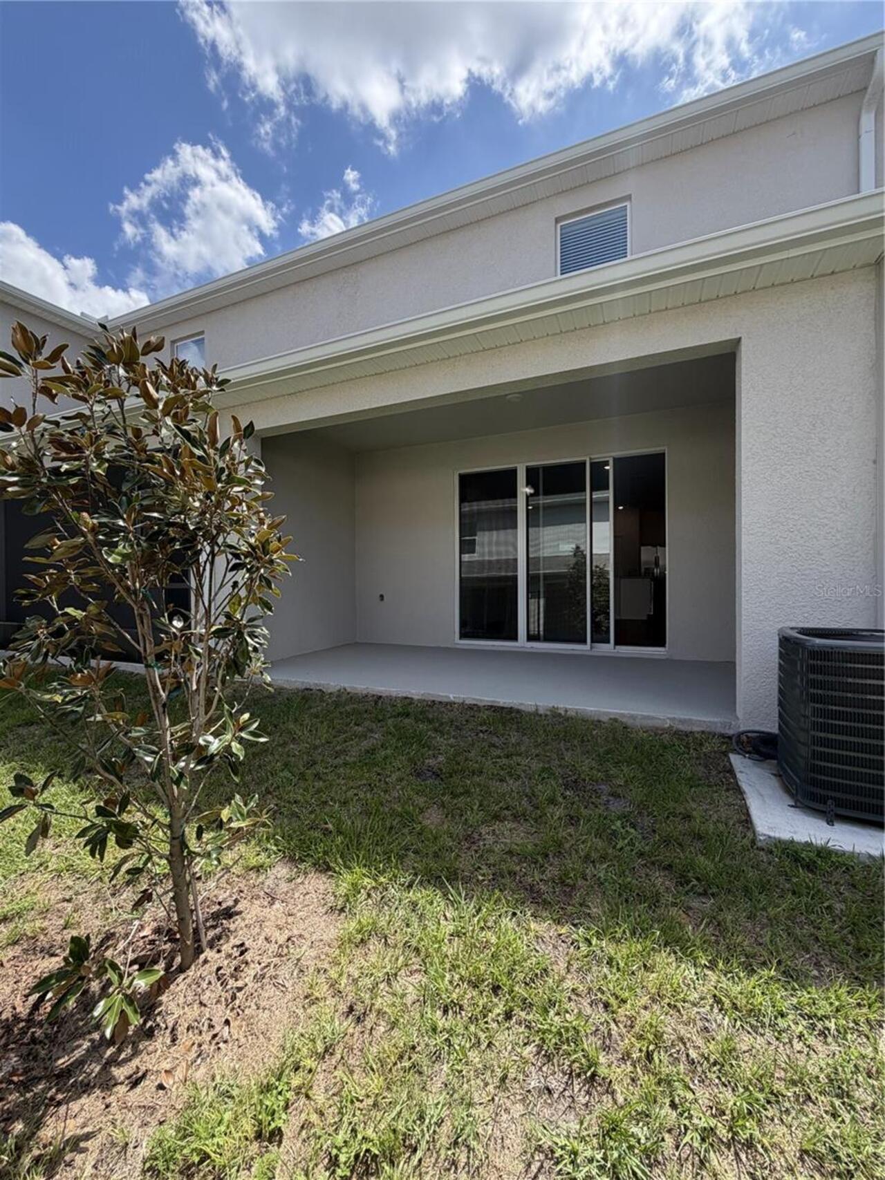 Listing Photo 12