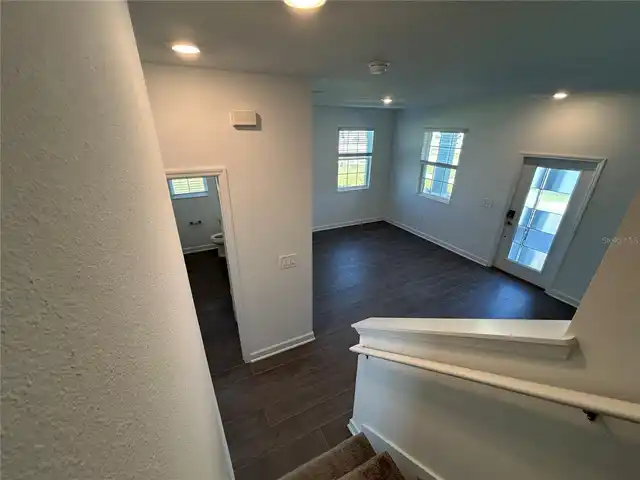 Listing Photo 10