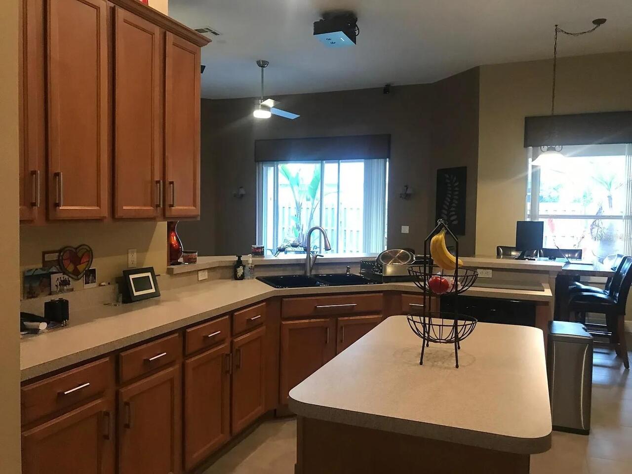 Listing Photo 15