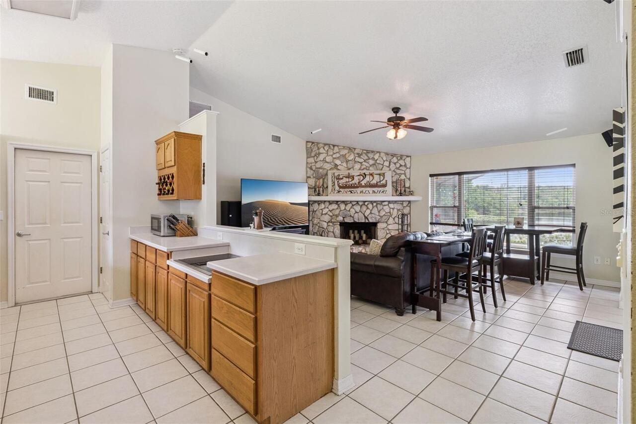Listing Photo 9