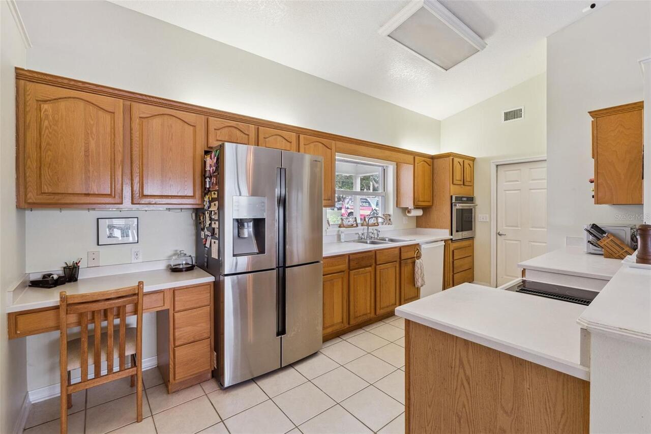 Listing Photo 10