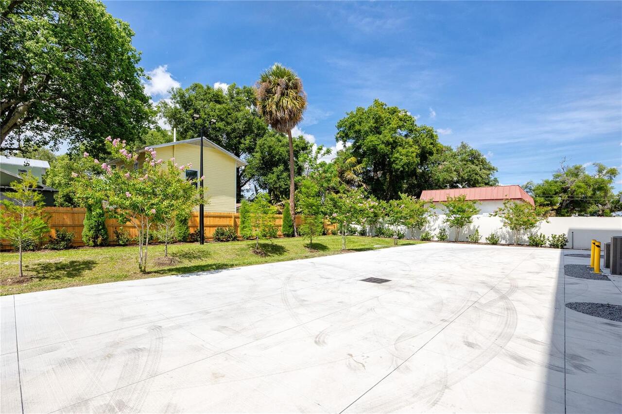 Listing Photo 43