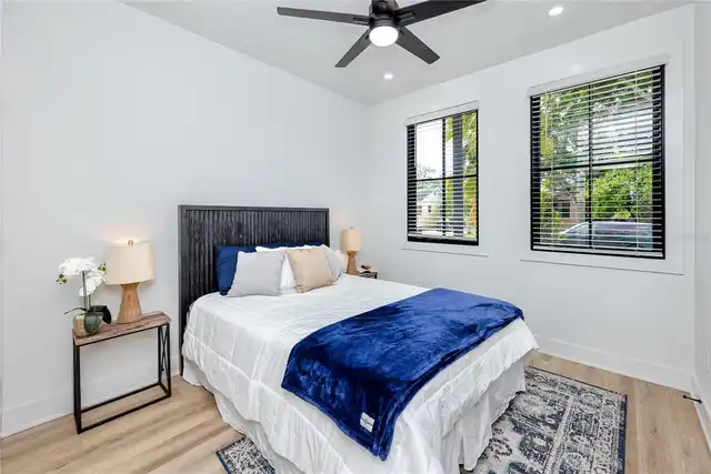 Listing Photo 10