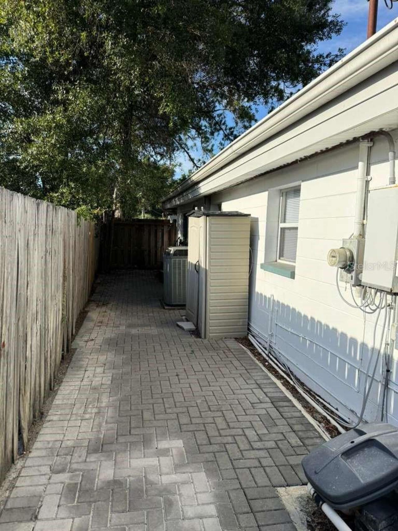 Listing Photo 6