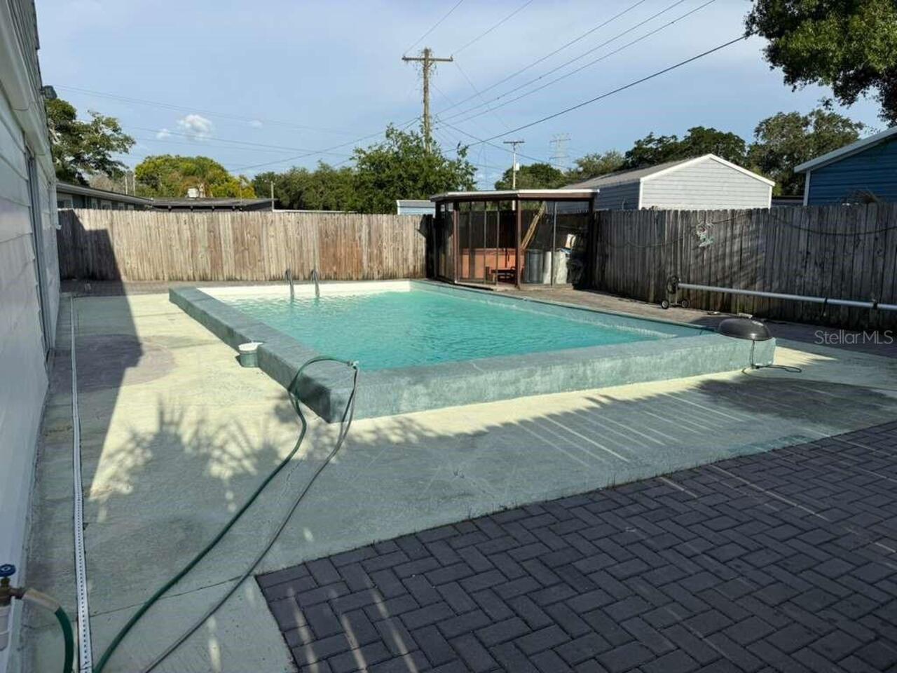 Listing Photo 11