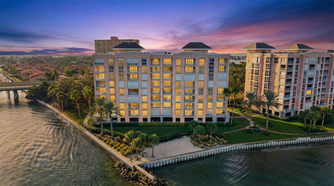 St Petersburg Real Estate