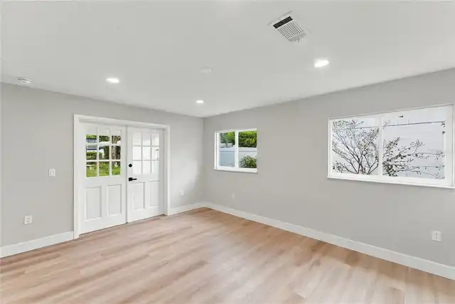 Listing Photo 30