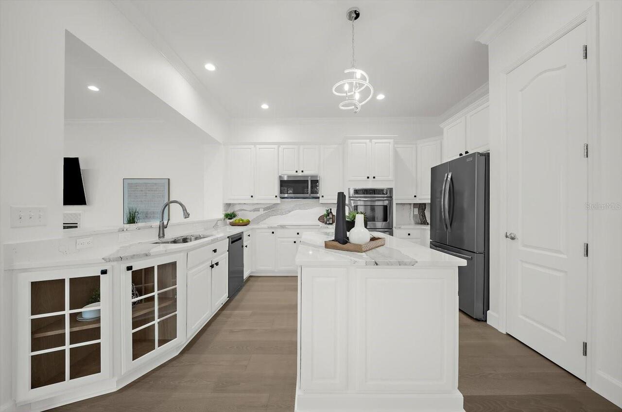 Listing Photo 17