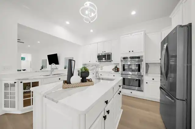 Listing Photo 18