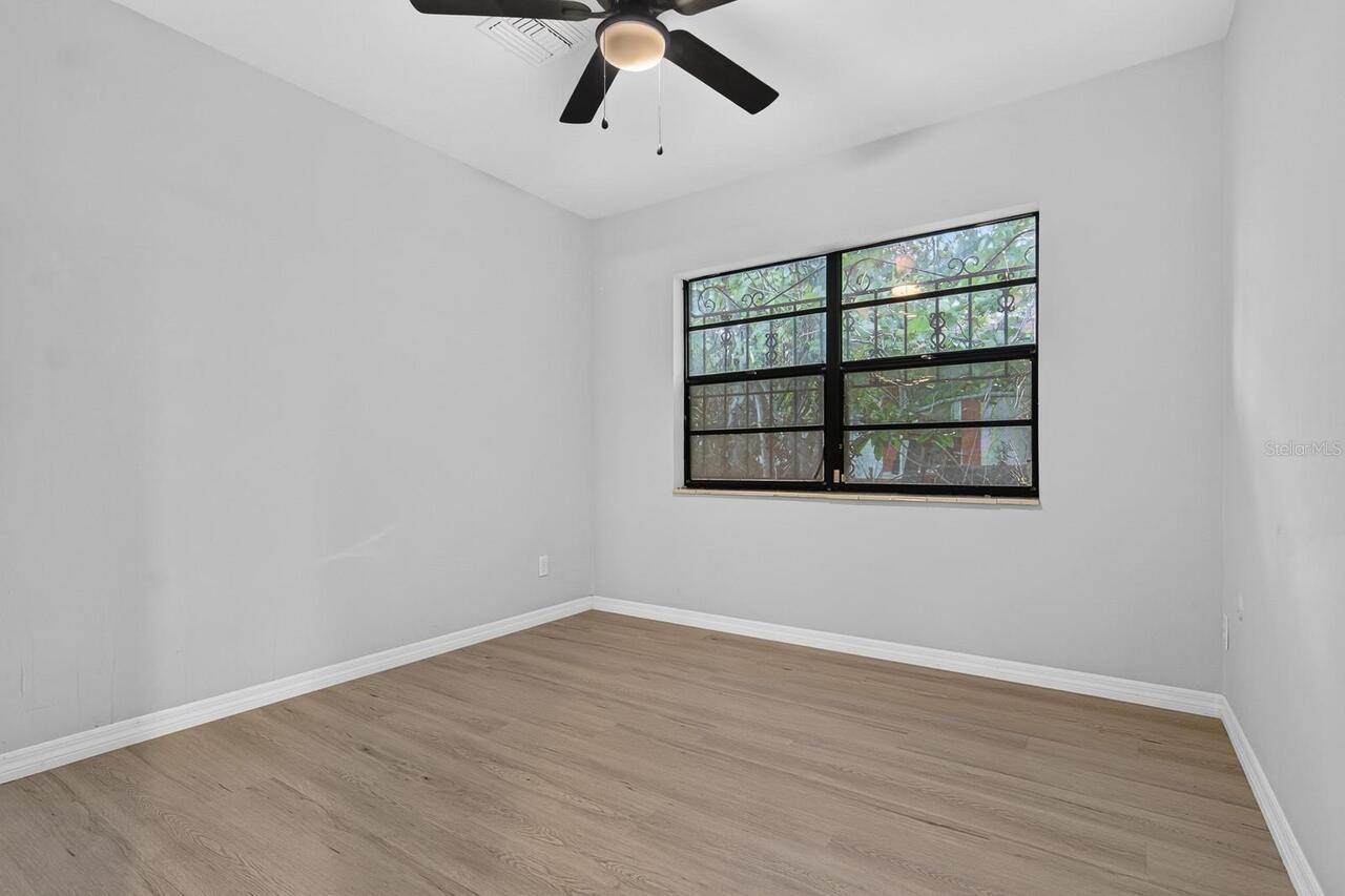 Listing Photo 22