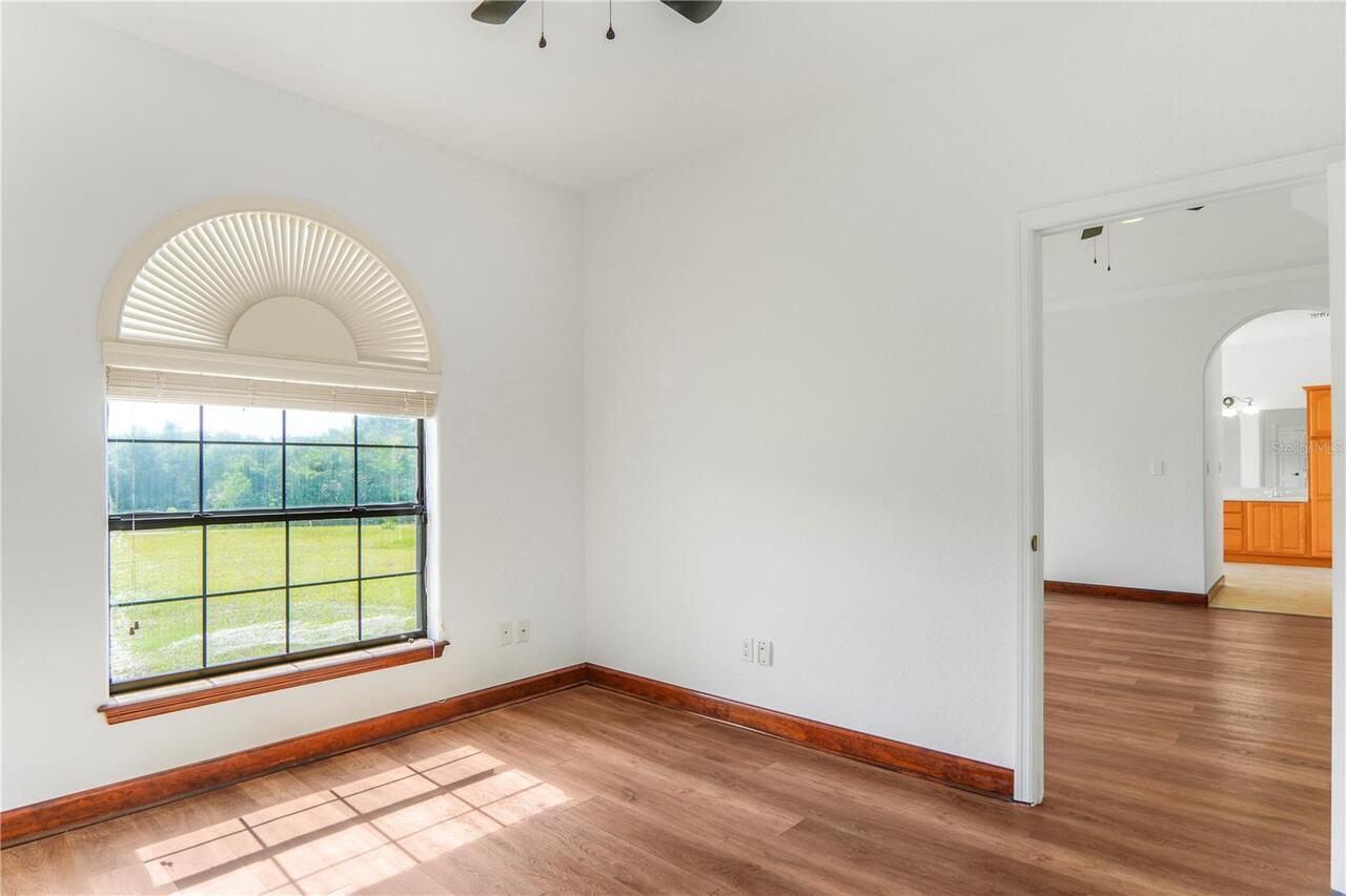 Listing Photo 43