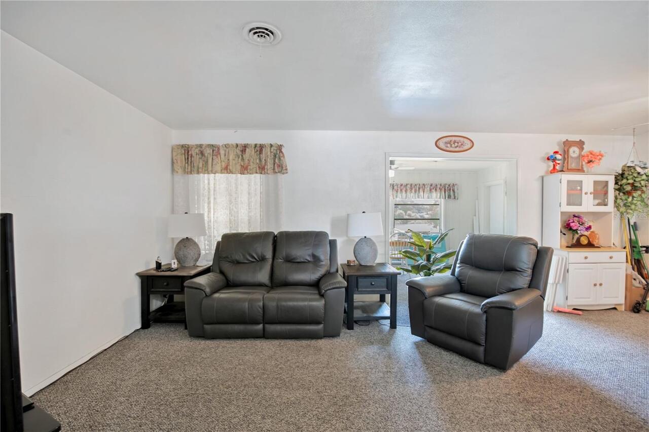 Listing Photo 7