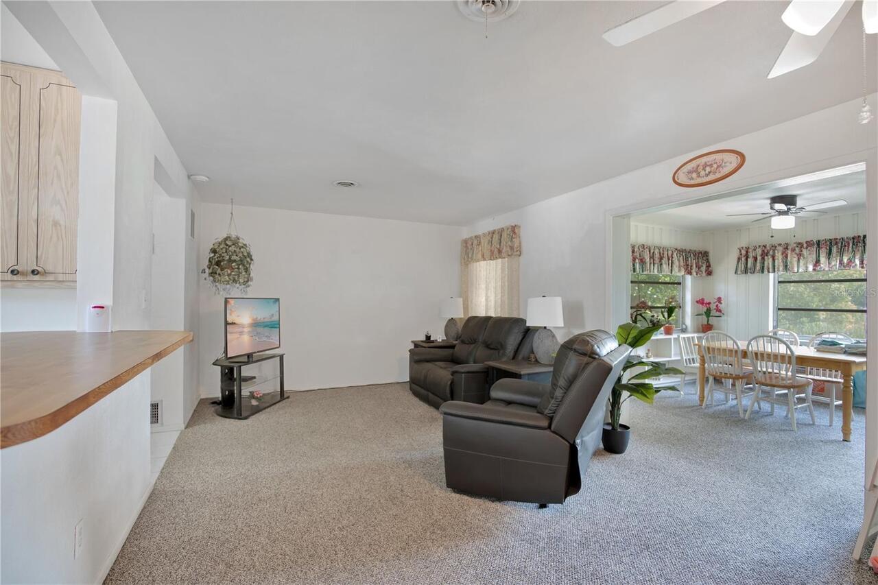 Listing Photo 8