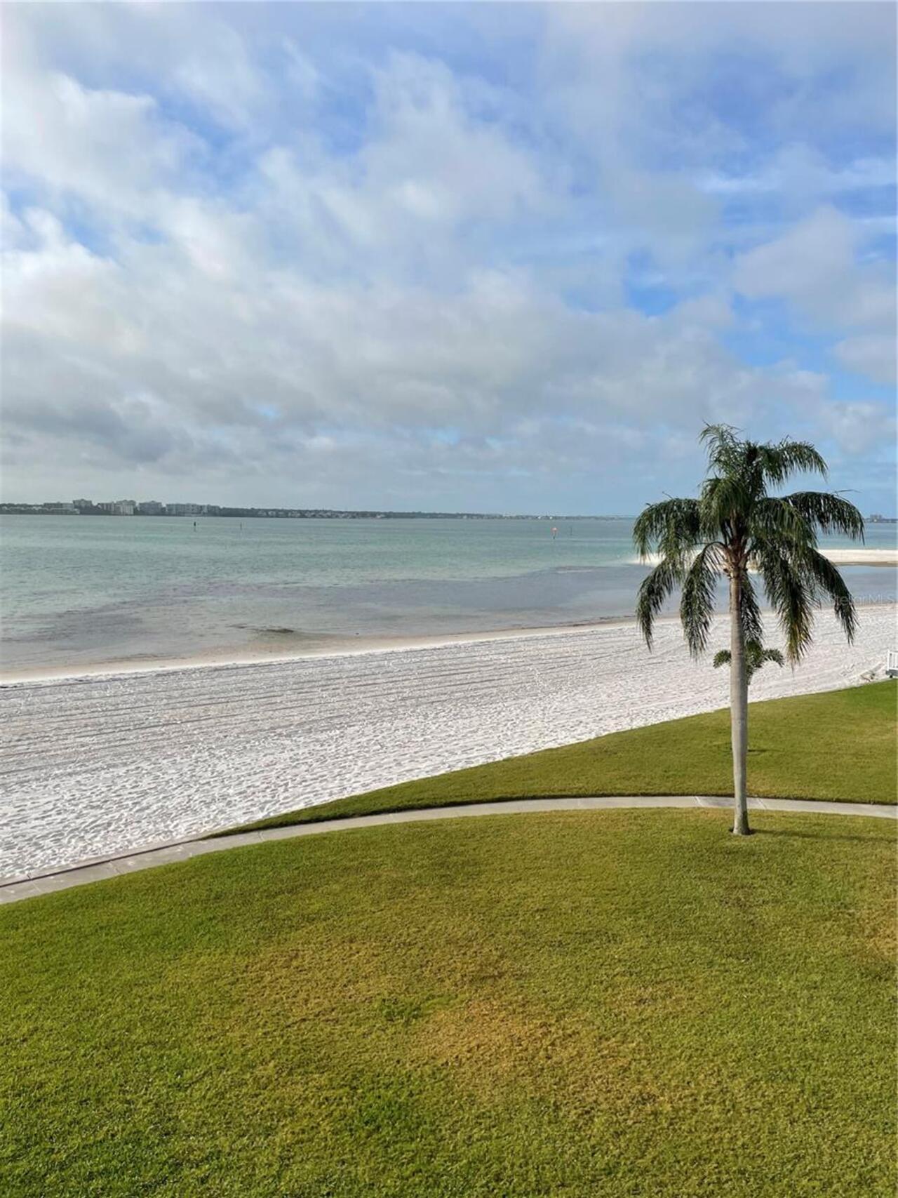 Listing Photo 33
