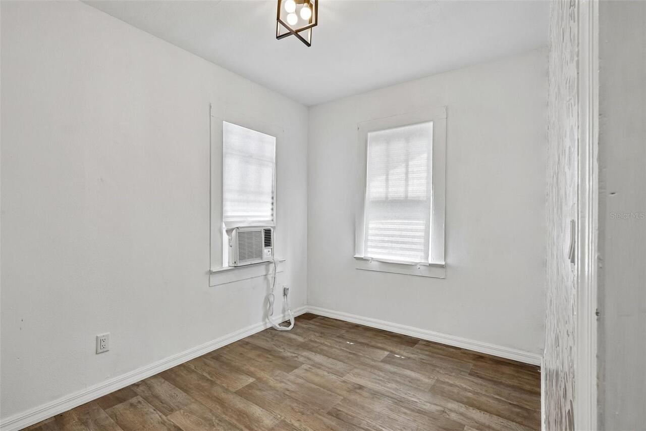 Listing Photo 20