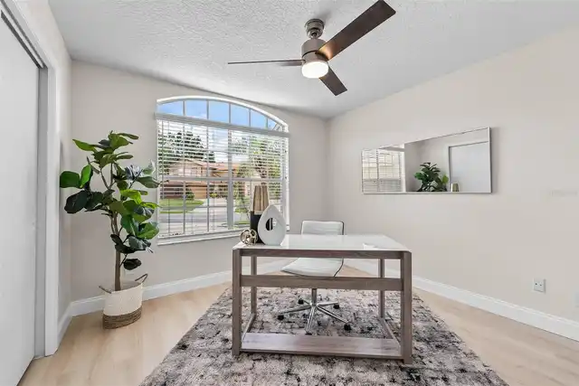 Listing Photo 18