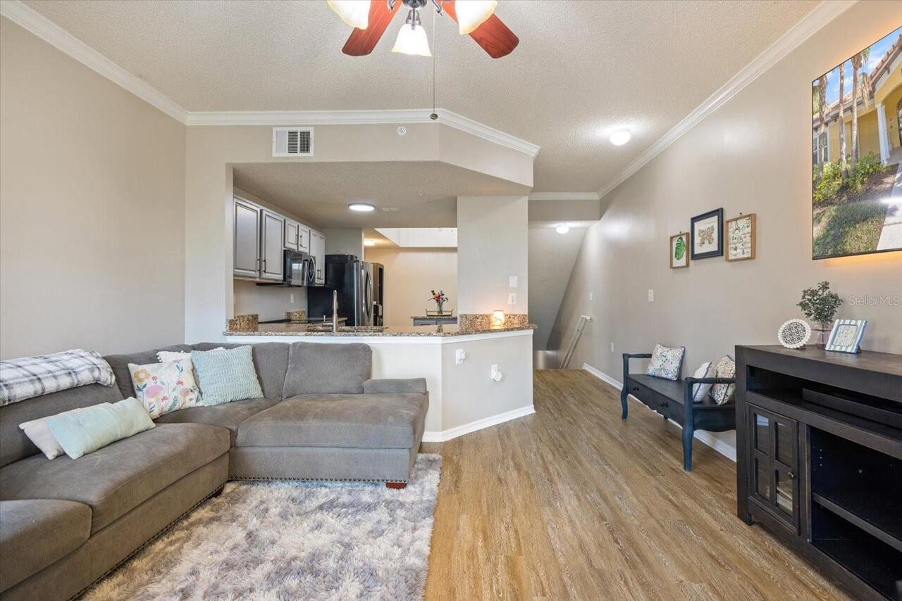 Listing Photo 9