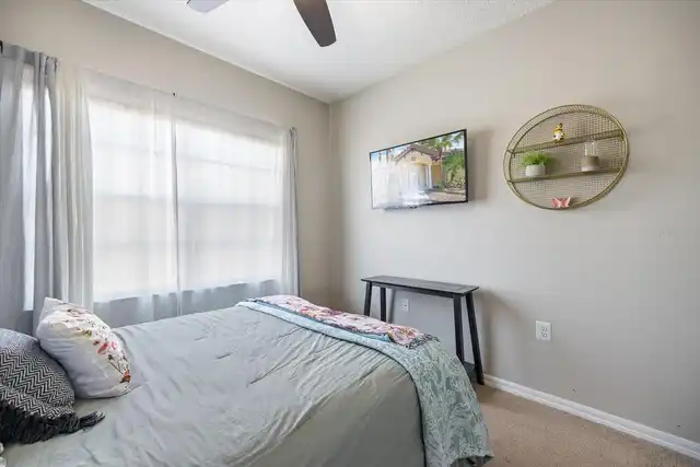 Listing Photo 25