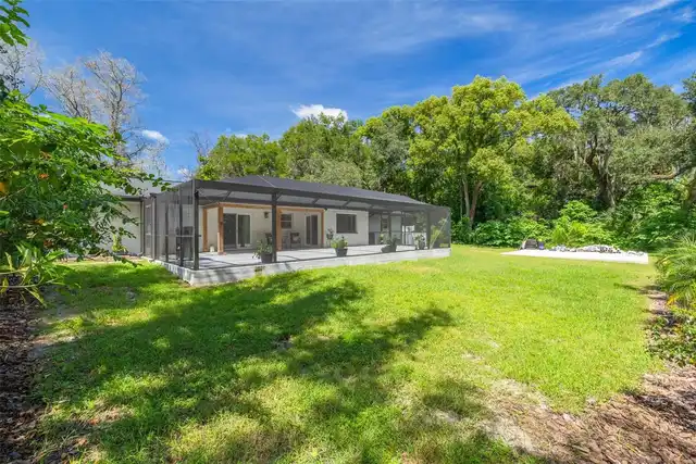 Listing Photo 32