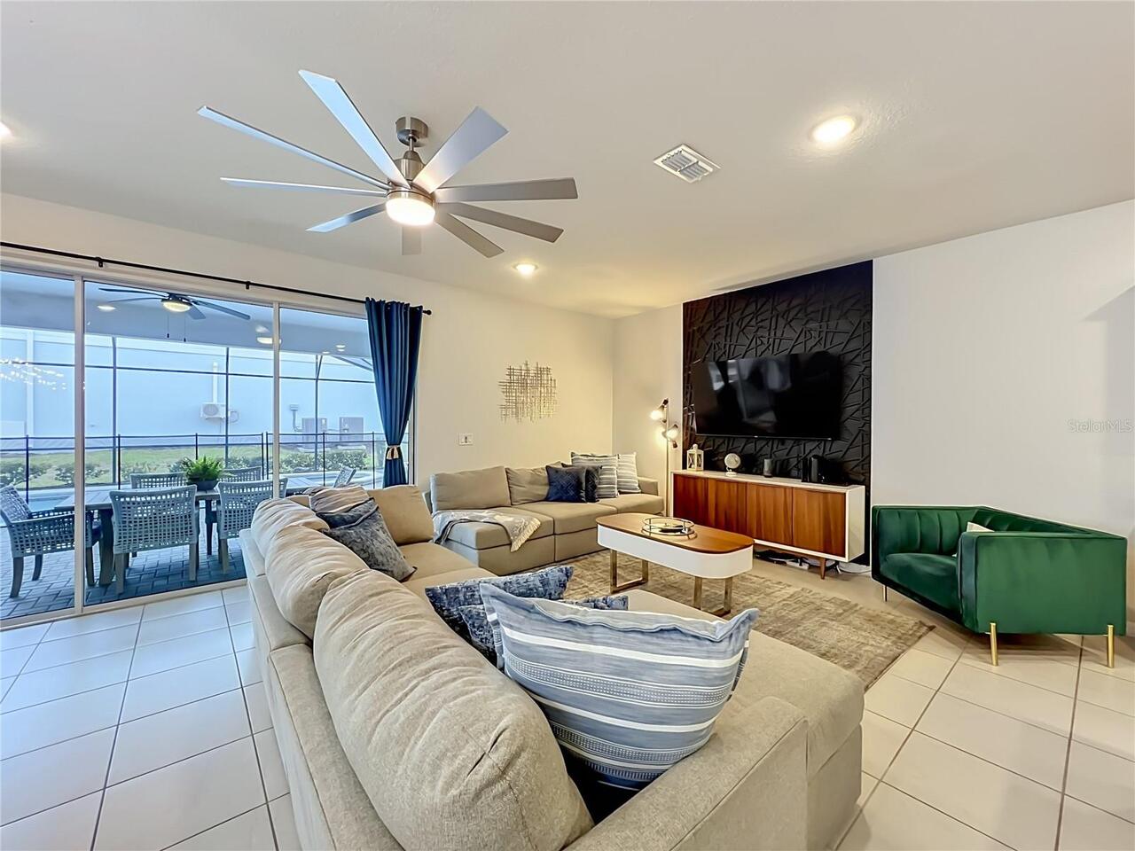 Listing Photo 14