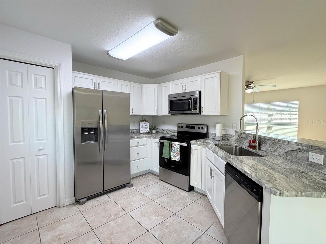 Listing Photo 8