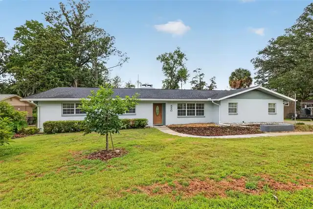 Listing Photo 8