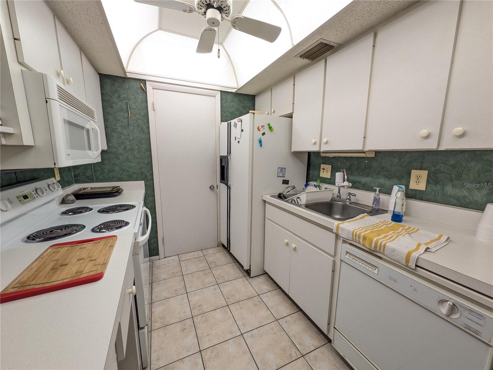 Listing Photo 7