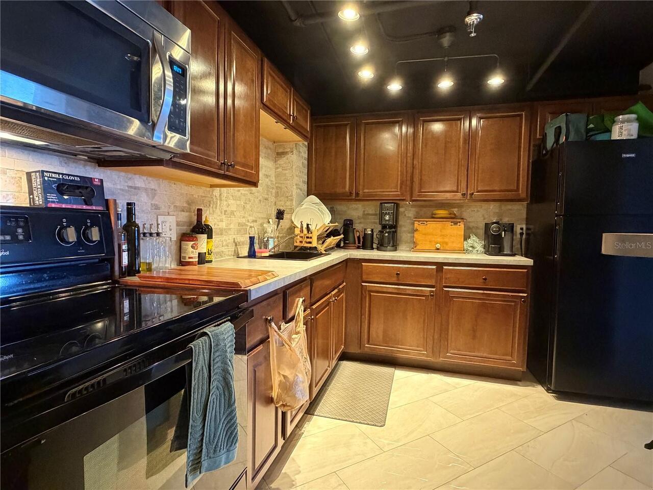 Listing Photo 5