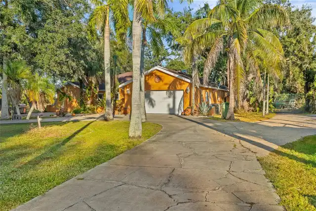 Listing Photo 8